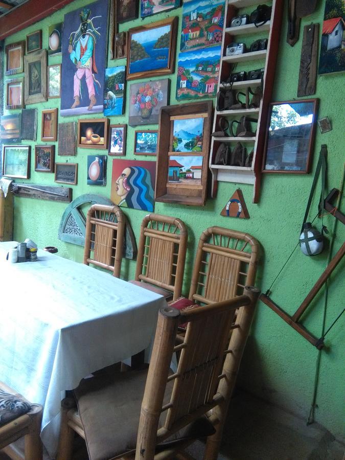 Museito De Carlos Granada Bagian luar foto